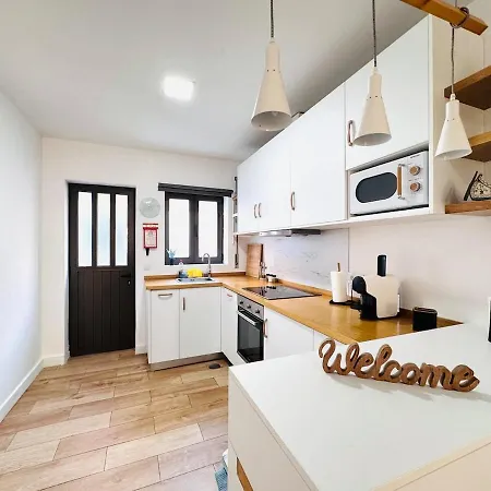 Casa Do Mar - Reconnect - T2 Com Patio Junto A 펜션