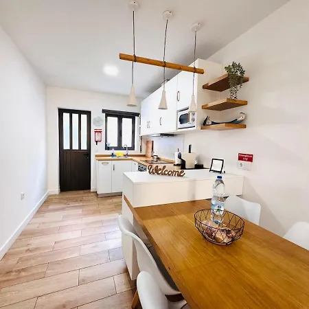 펜션 Casa Do Mar - Reconnect - T2 Com Patio Junto A *